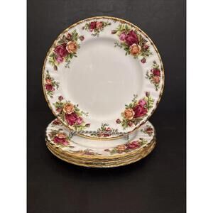 (4) Royal Albert Bone China OLD COUNTRY ROSES 8⅛" Salad Sandwich Plates
